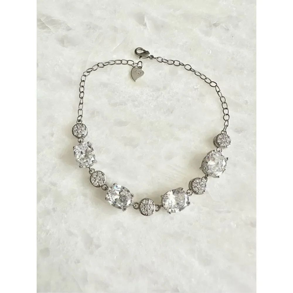 Cubic zirconia sparkle bracelet round cut mixed with oval cut with lobster class